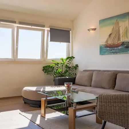 House Fidulic - Penthouse The View דירה *