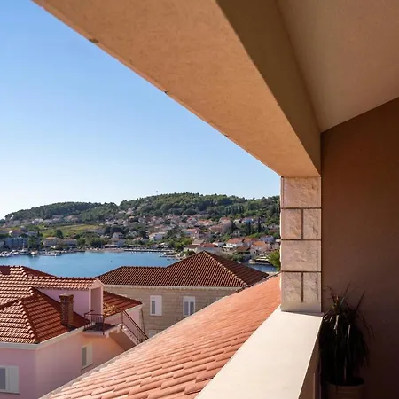 House Fidulic - Penthouse The View *