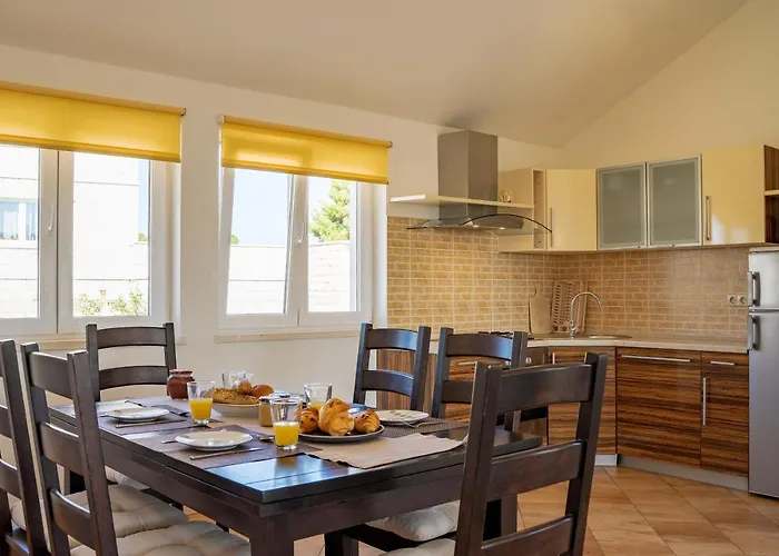 House Fidulic - Penthouse The View * לומבארדה