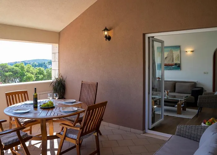 House Fidulic - Penthouse The View Lumbarda
